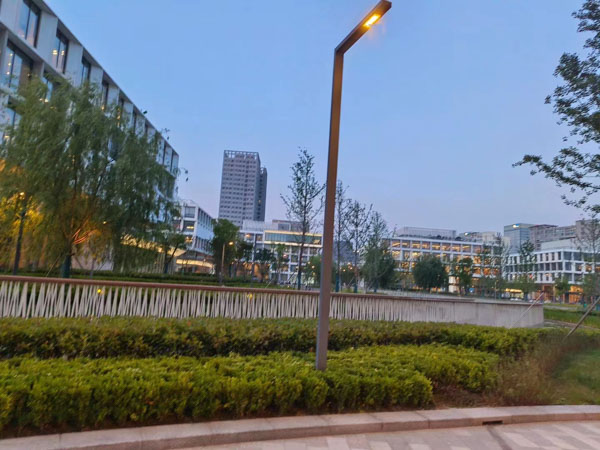 國(guó)有土地使用權(quán)抵押所得的貸款歸屬如何？深圳房產(chǎn)合同律師來(lái)回答