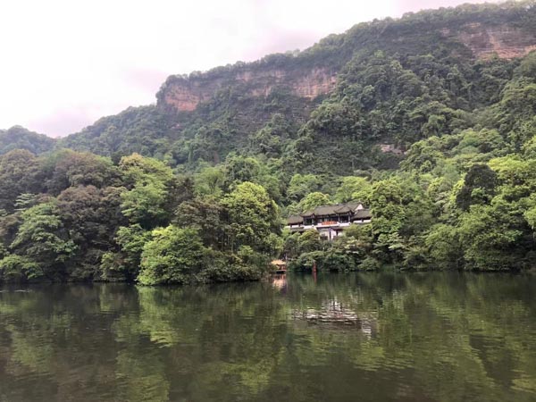 深圳律師來講講離婚案件中當事人對公房的使用和租賃發(fā)生糾紛怎么辦