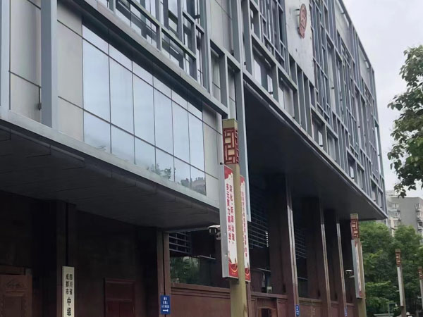 規(guī)劃局頒發(fā)的許可證有強(qiáng)制拆遷風(fēng)險(xiǎn)該怎么做？深圳專業(yè)拆遷律師來支招！