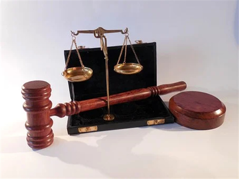 南山區(qū)南油律師解答非法經(jīng)營罪如何判刑?